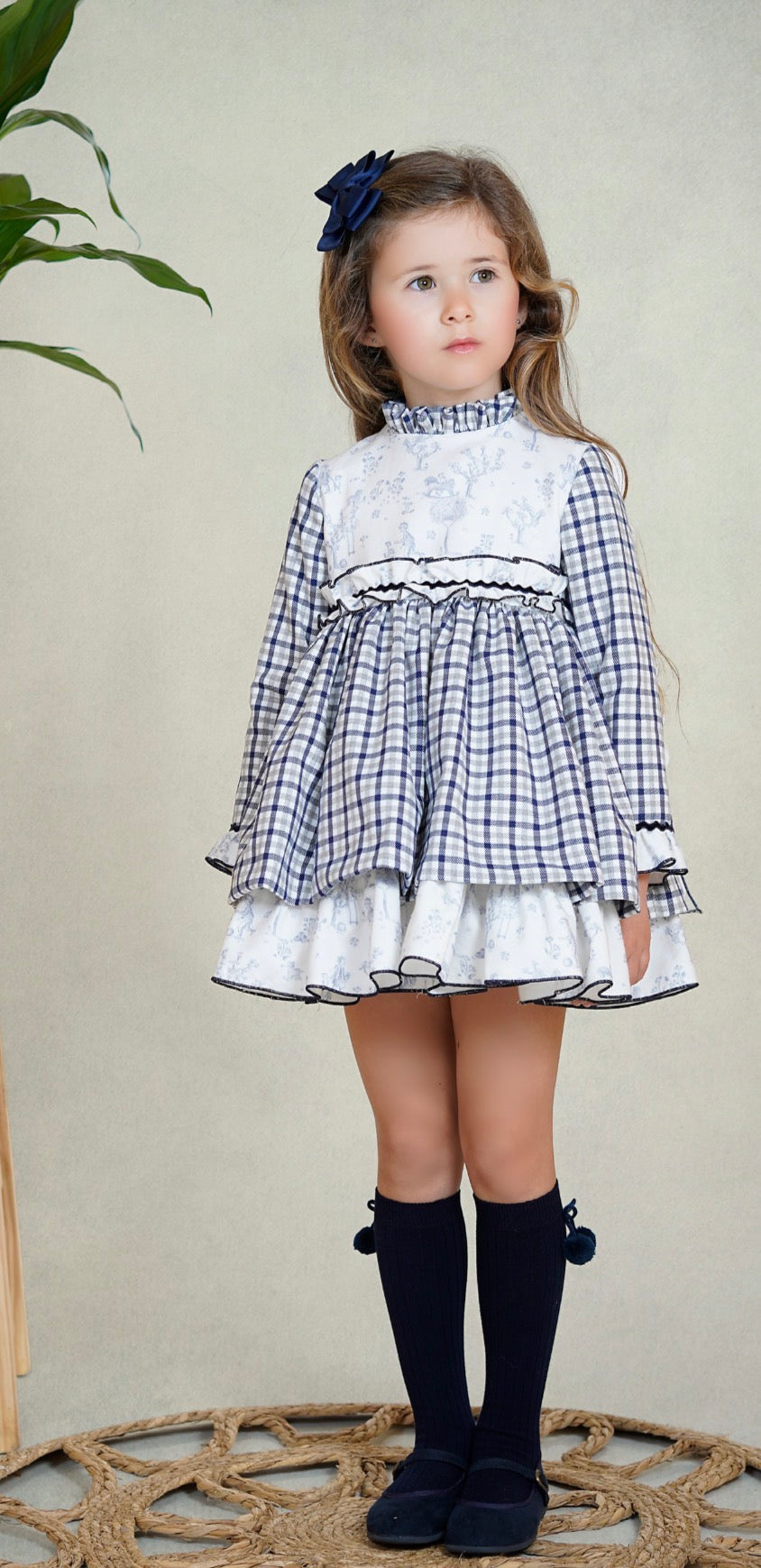 GIRL DRESS LANDSCAPE BLUE