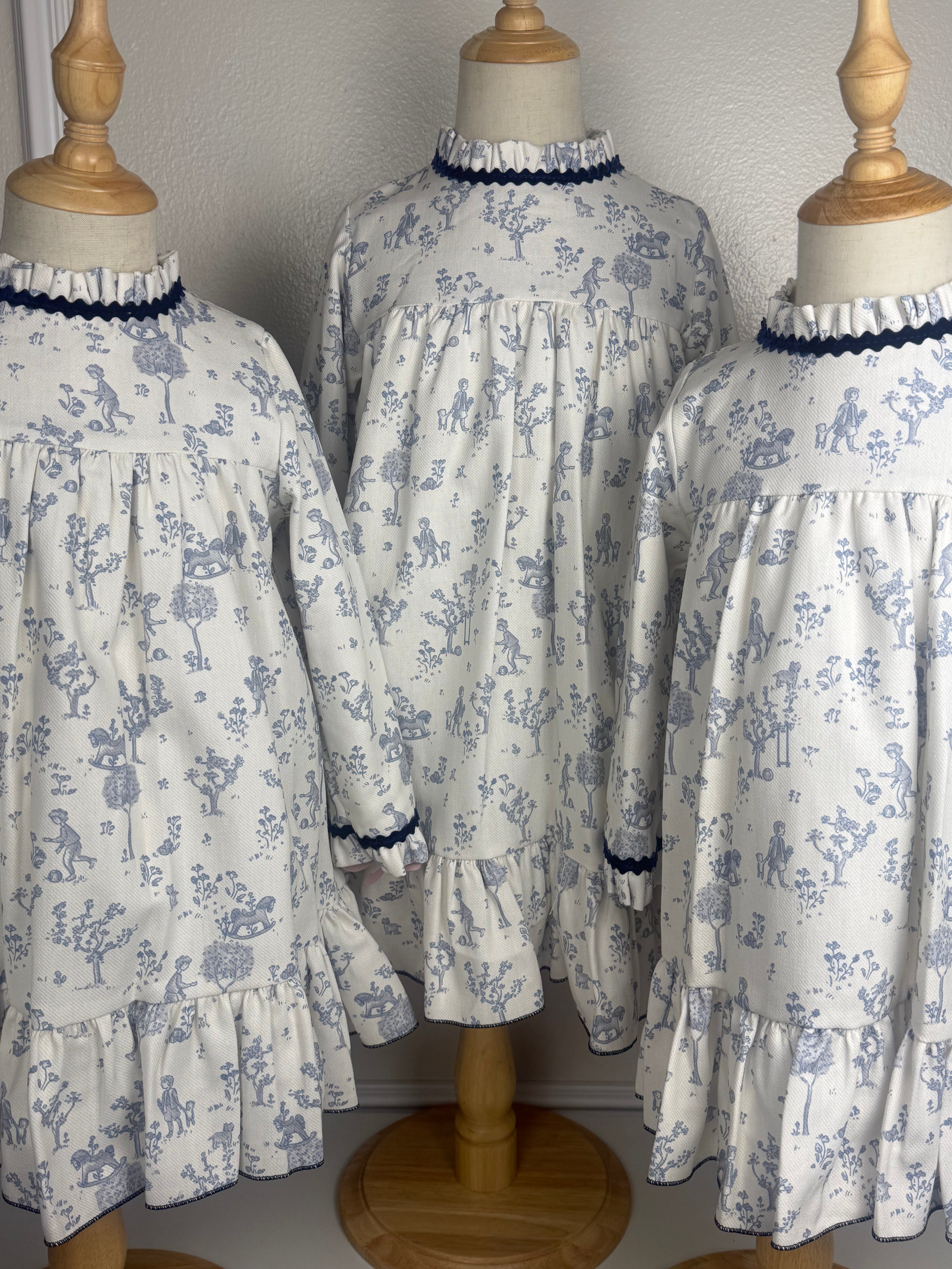 GIRL DRESS LANDSCAPE WHITE