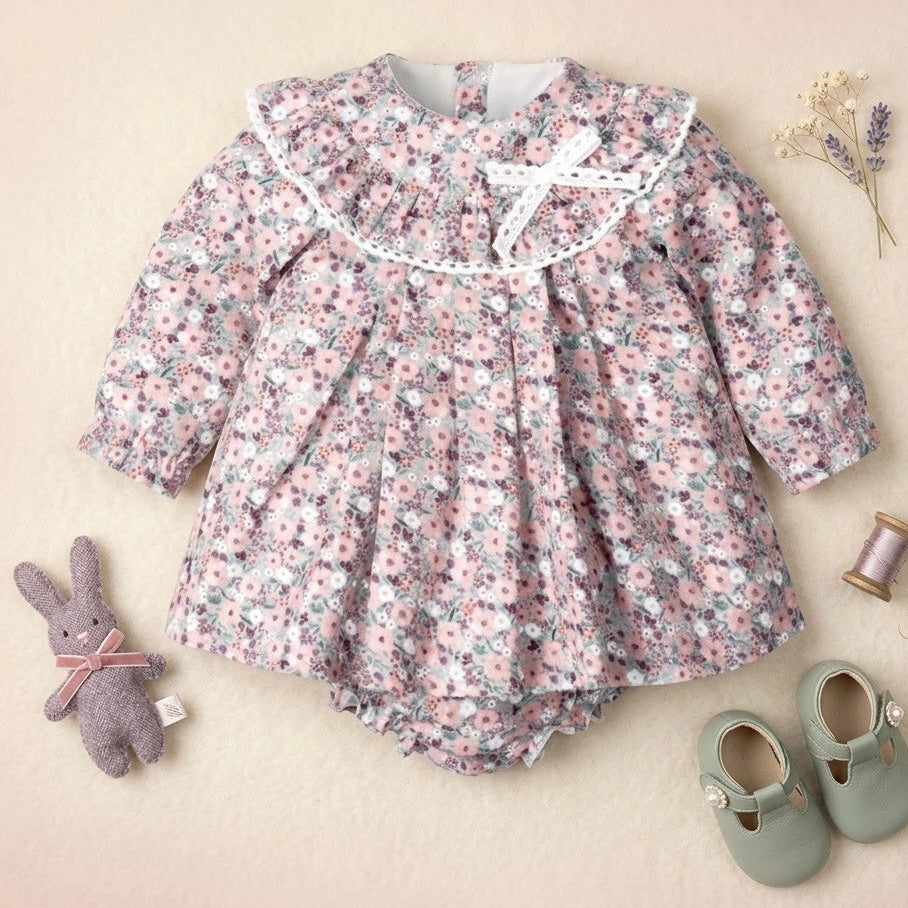GIRL SET PINK FLOWERS