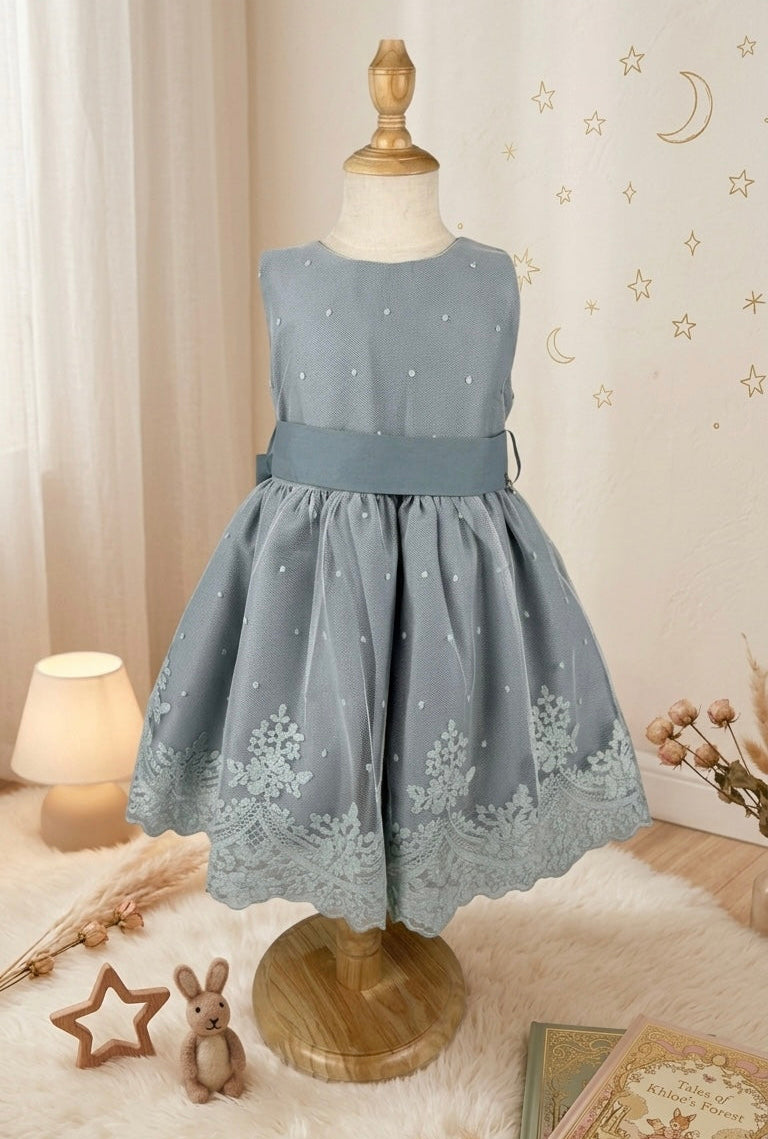 GIRL GREEN DRESS CEREMONY EMBROIDERY