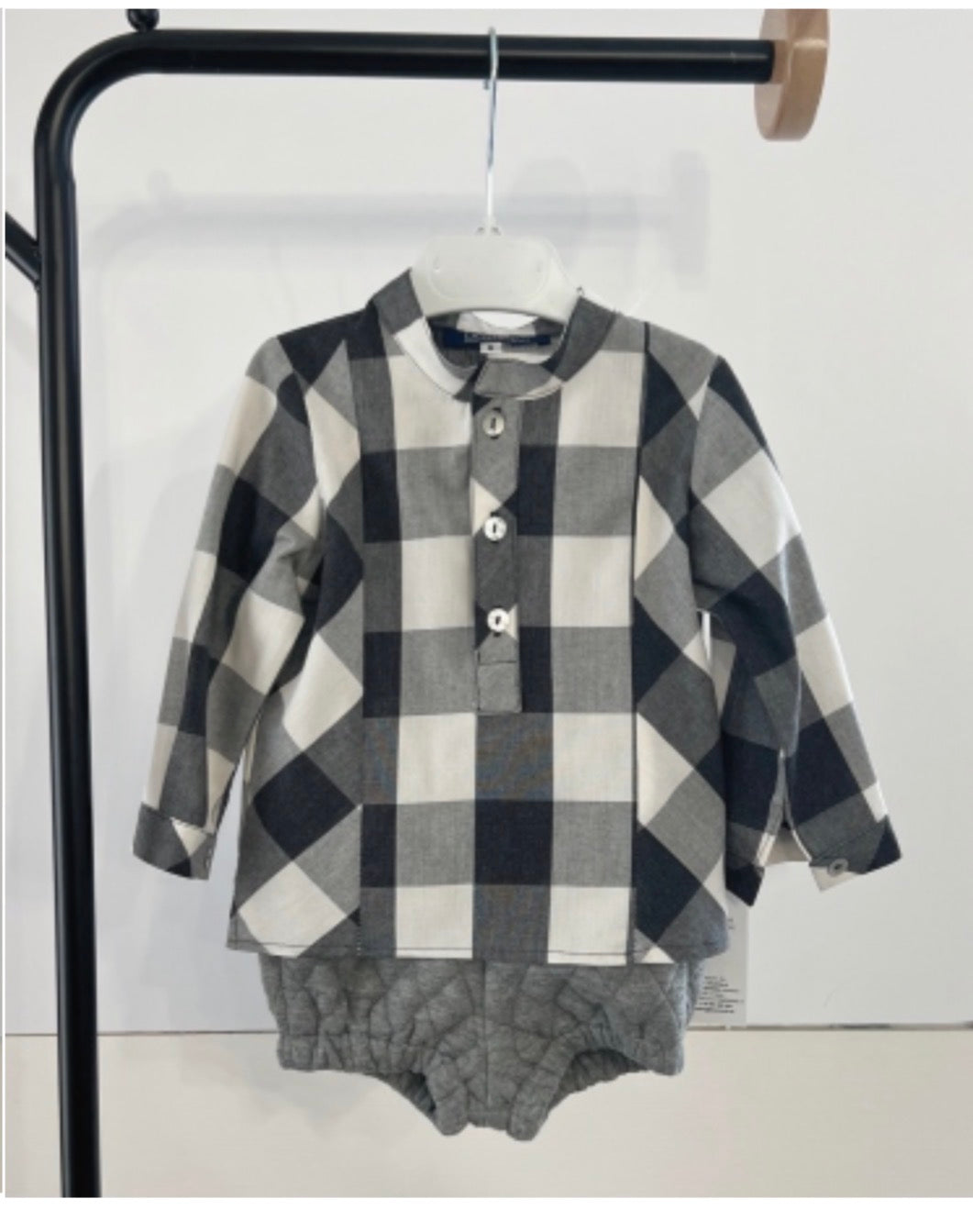 BOY SET GRAY BLACK SQUARES