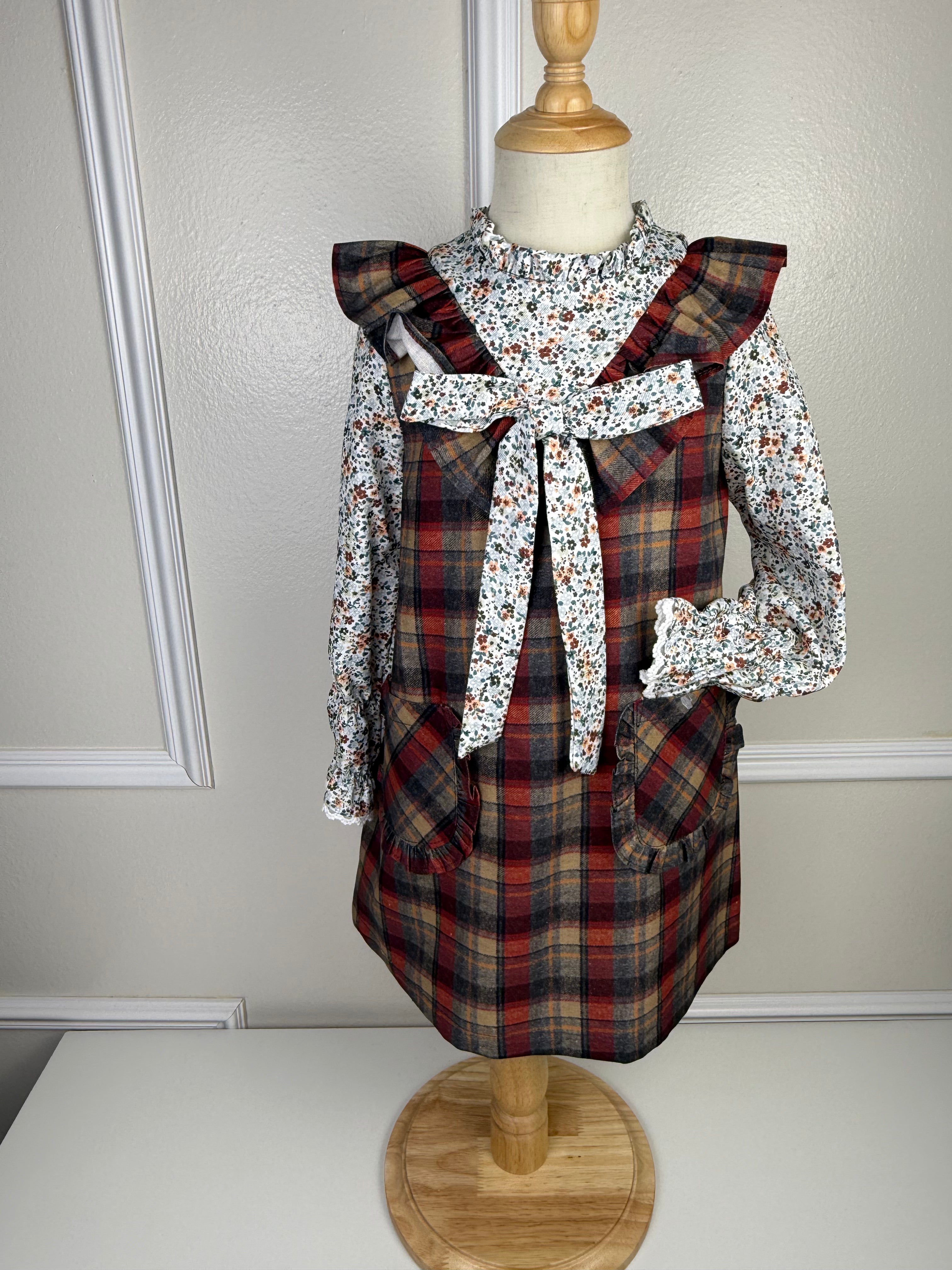 GIRL DRESS FLOWERS/SQUARES