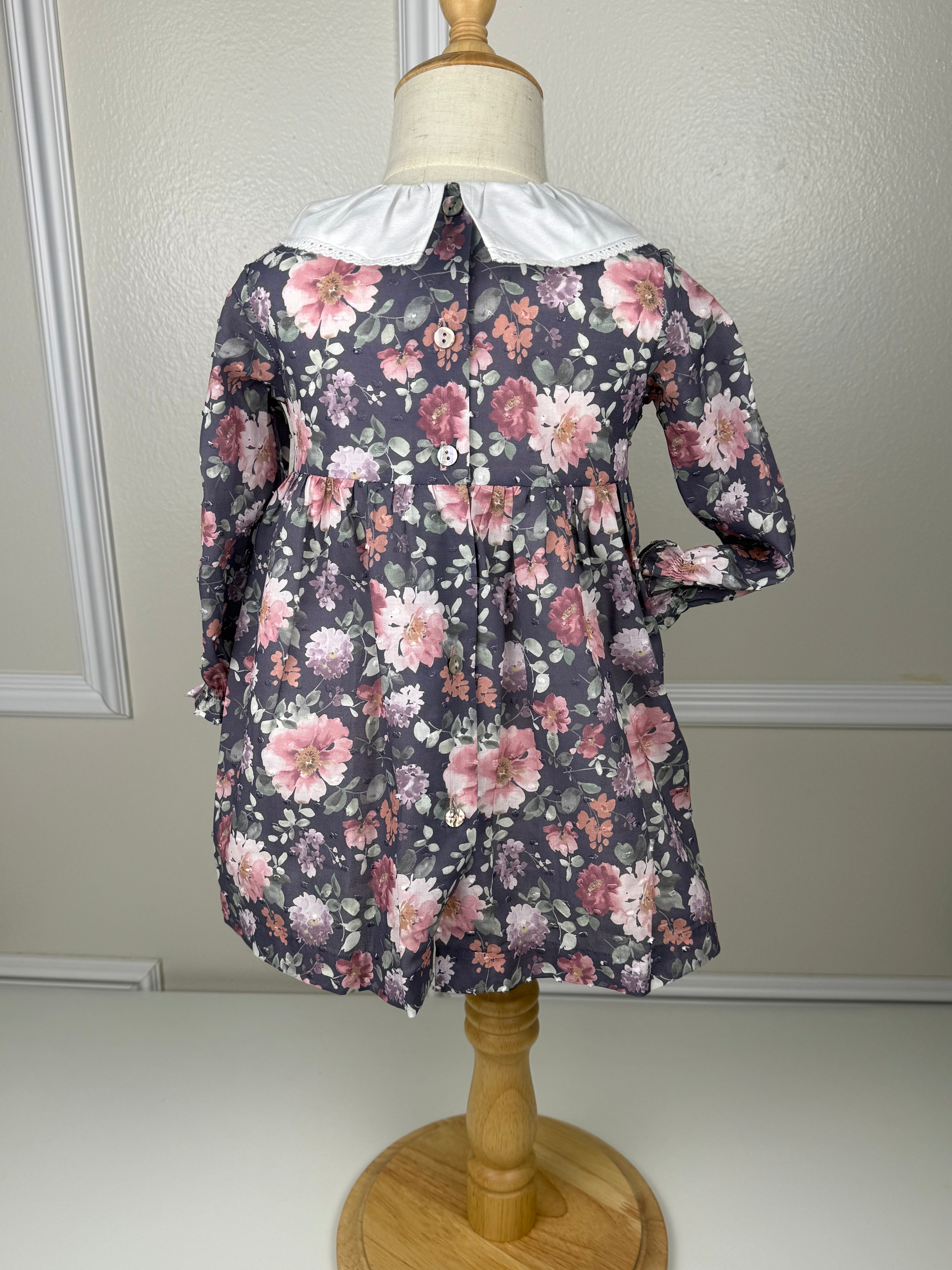 GIRL DRESS FLOWERS/PURPLE COLLAR WHITE