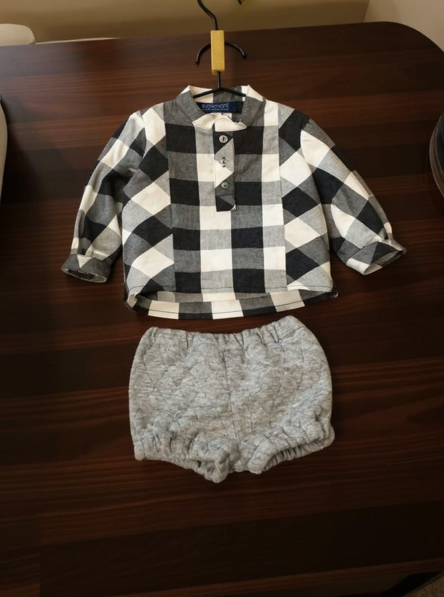 BOY SET GRAY BLACK SQUARES