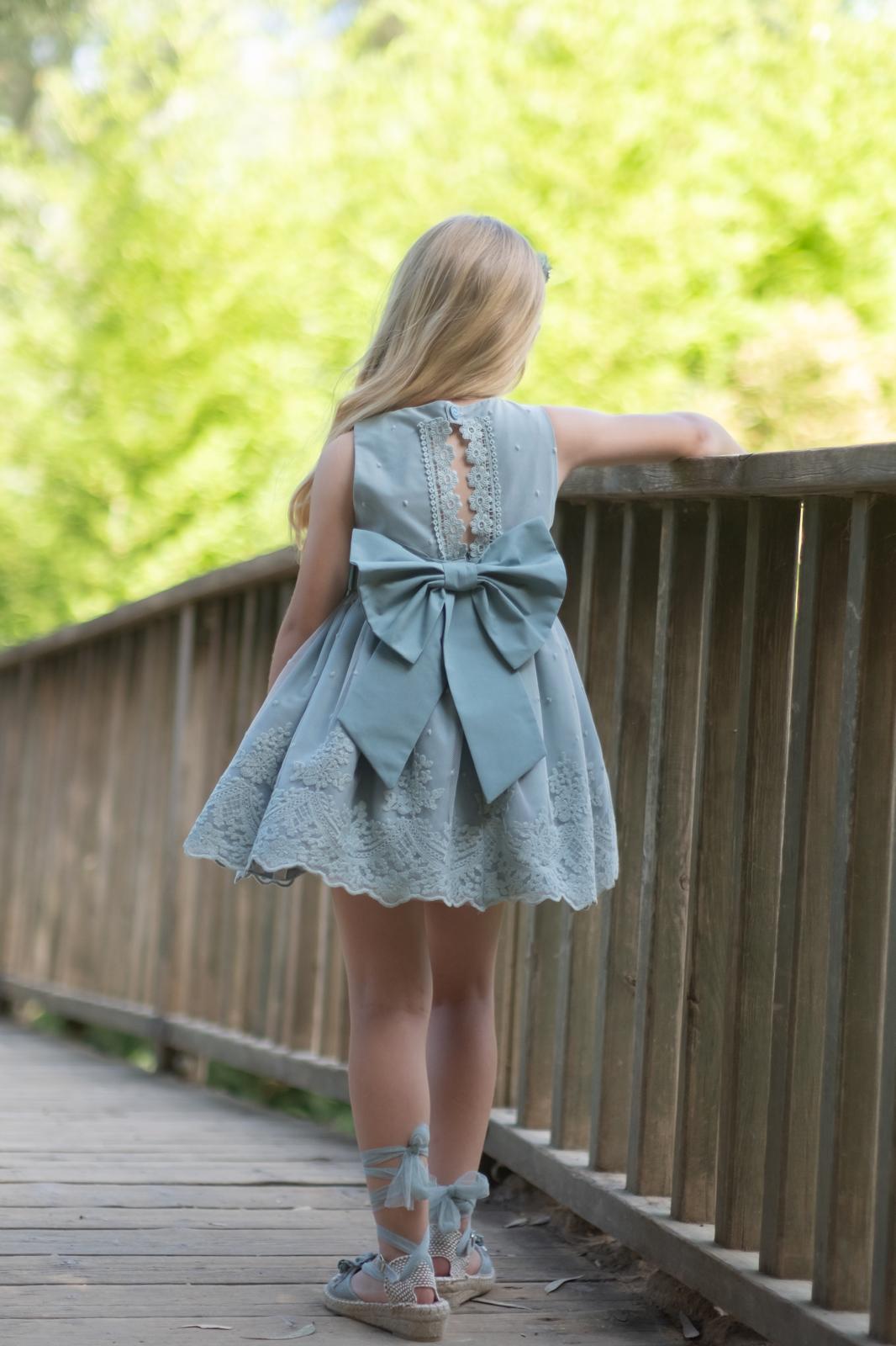 GIRL GREEN DRESS CEREMONY EMBROIDERY