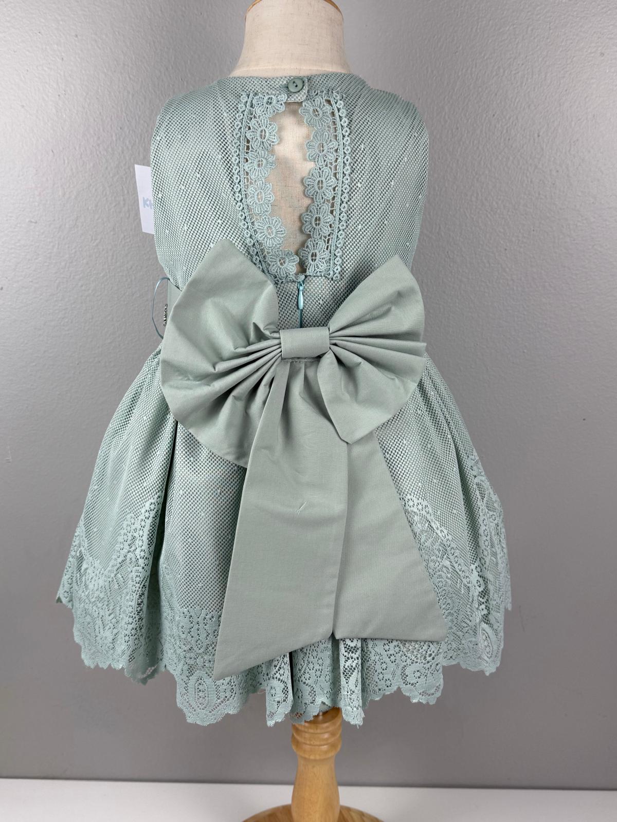 GIRL GREEN DRESS CEREMONY EMBROIDERY