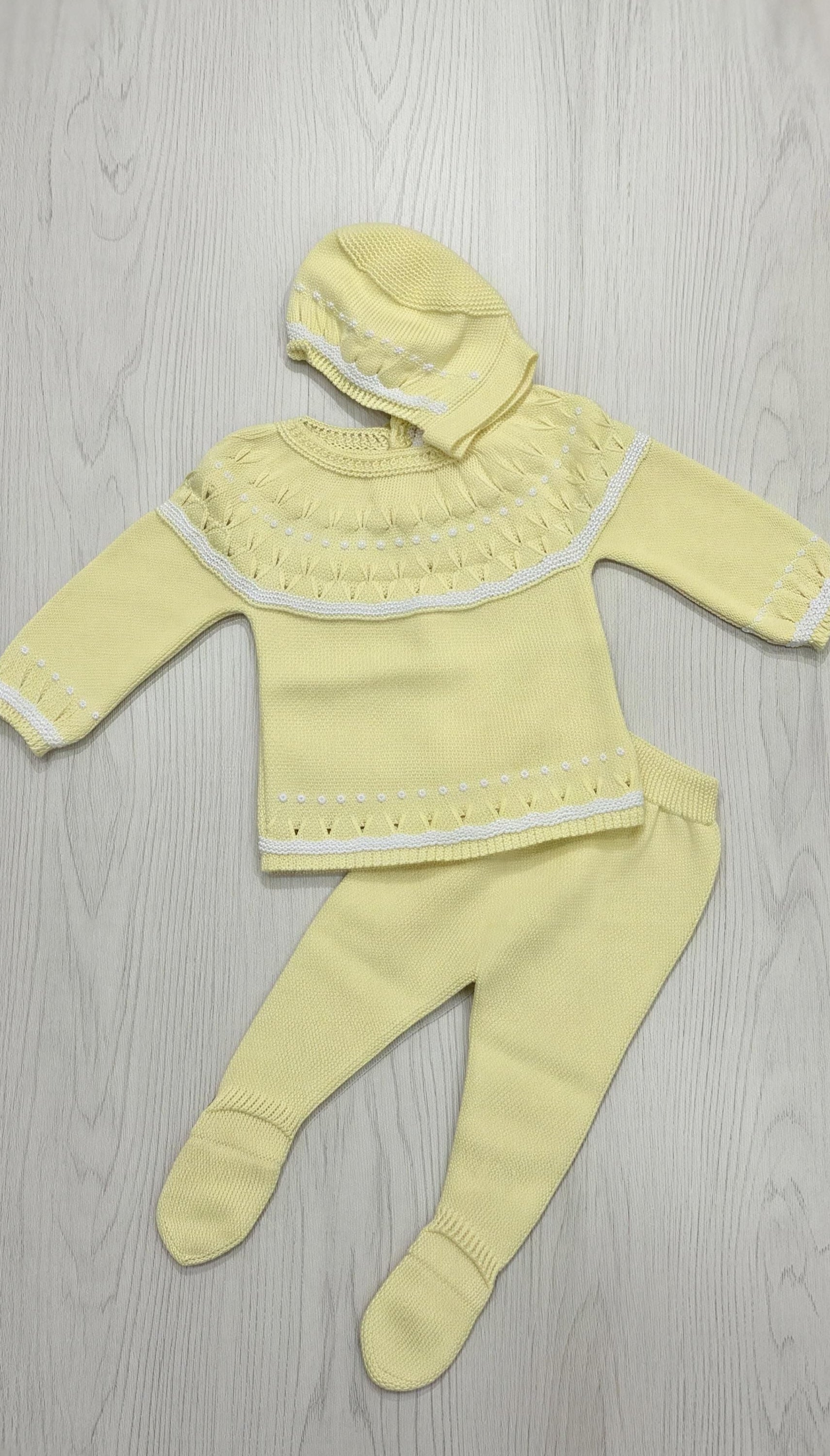 YELLOW CLOUD BABY SET WITH BLANKET (4PC)