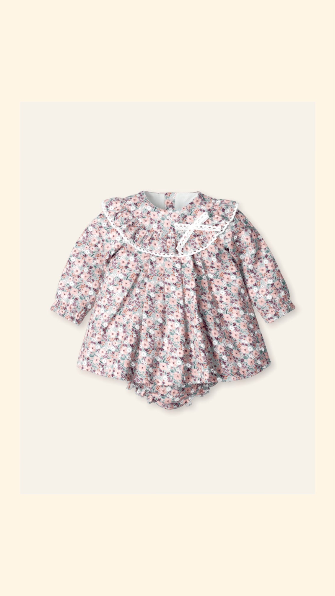 GIRL SET PINK FLOWERS